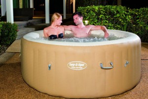 Lay-Z-Spa-Palm-Springs-Inflatable-Hot-Tub-Review